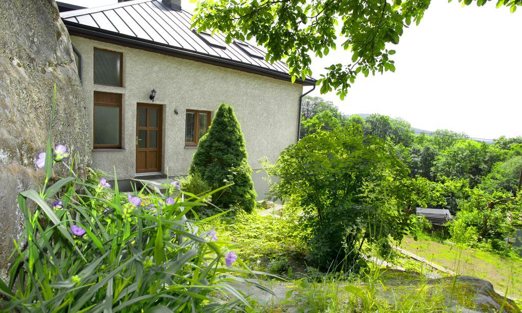 Apartman Pod Skalou V Ceskem Raji Besedice Exterior foto